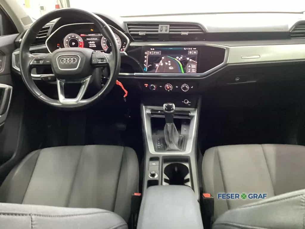 Audi Q3 35 TFSI S-tronic Fahrschulwagen Doppelpedale 09/2023-photo-9