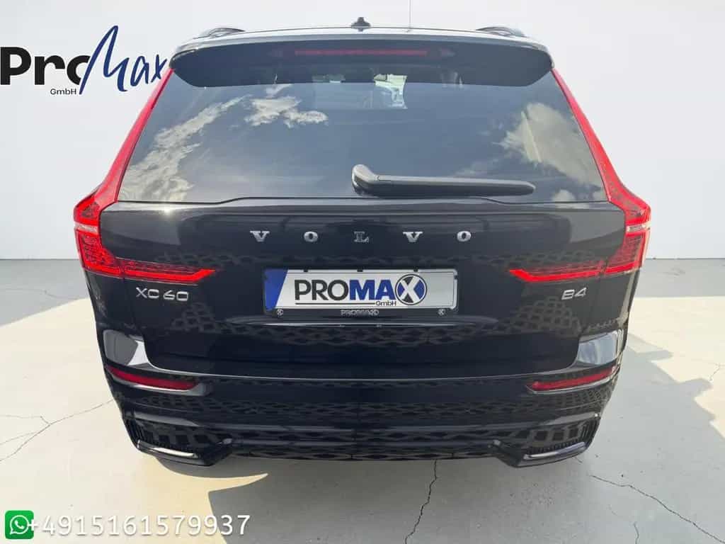 Volvo XC60 B4 D Plus Dark Pano LED RFK BLIS Standheizu 12/2022-photo-8