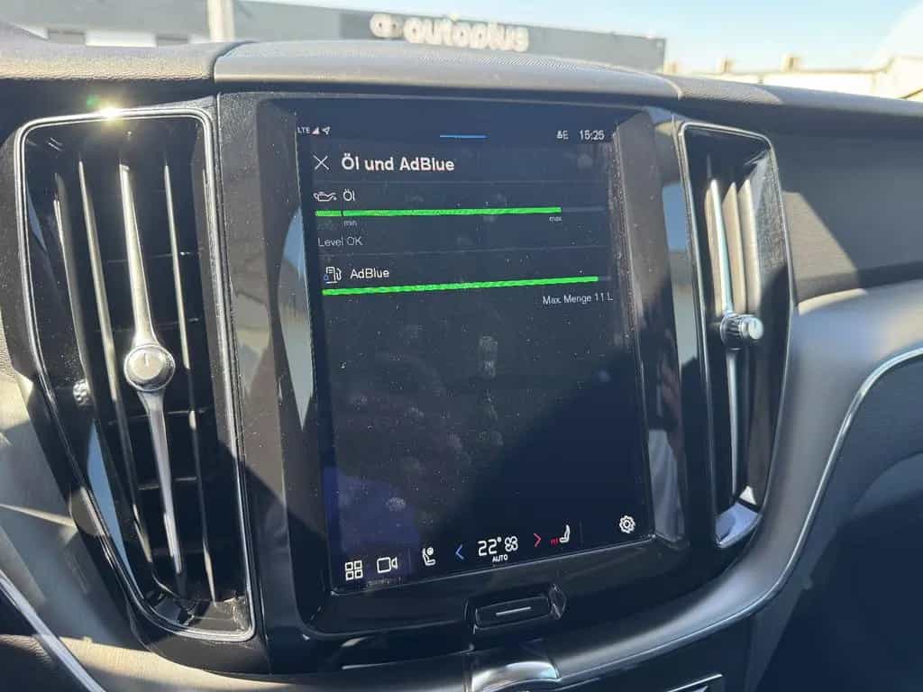 Volvo XC60 B4 D Core AWD AHK RFK LED BLIS Winter 12/2022-photo-29