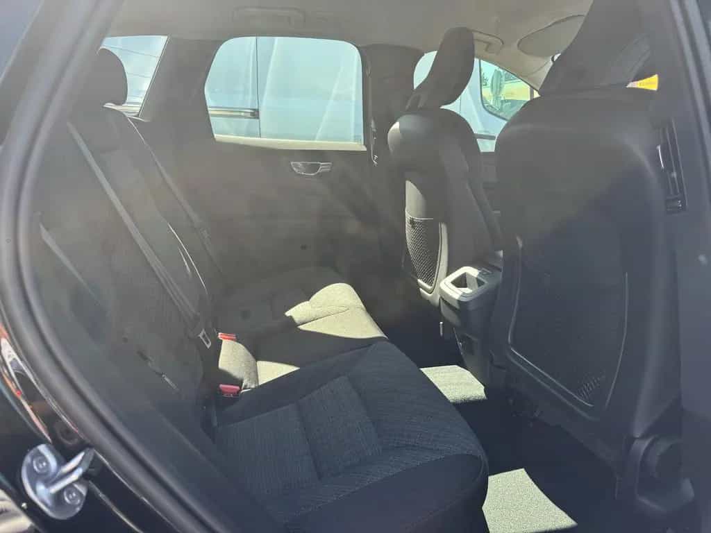 Volvo XC60 B4 D Core AWD AHK RFK LED BLIS Winter 12/2022-photo-33