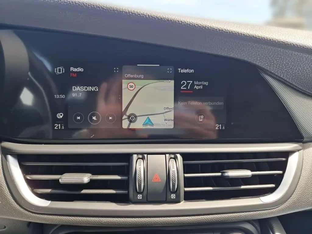 Alfa Romeo Giulia 2.0 Turbo 16V AT8-Q4 Veloce 10/2022-photo-13