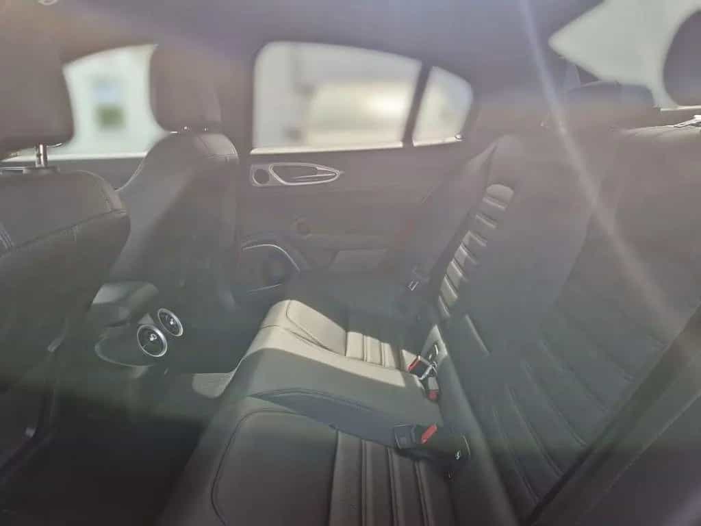 Alfa Romeo Giulia 2.0 Turbo 16V AT8-Q4 Veloce 10/2022-photo-20