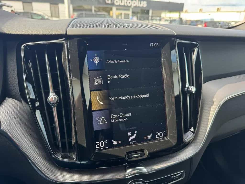 Volvo XC60 B4 D AWD R-Design Pano RFK LED AHK 07/2020-photo-24