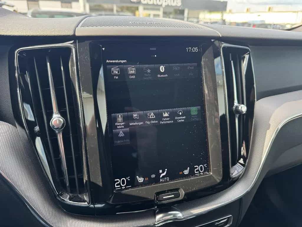 Volvo XC60 B4 D AWD R-Design Pano RFK LED AHK 07/2020-photo-30