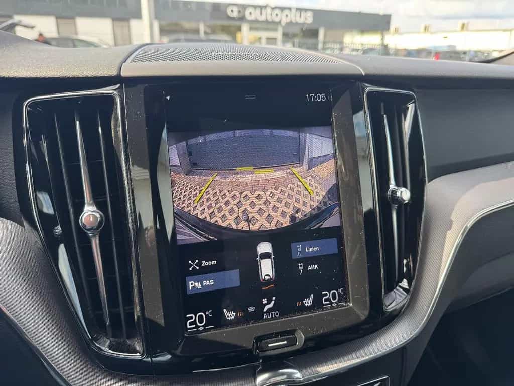 Volvo XC60 B4 D AWD R-Design Pano RFK LED AHK 07/2020-photo-31