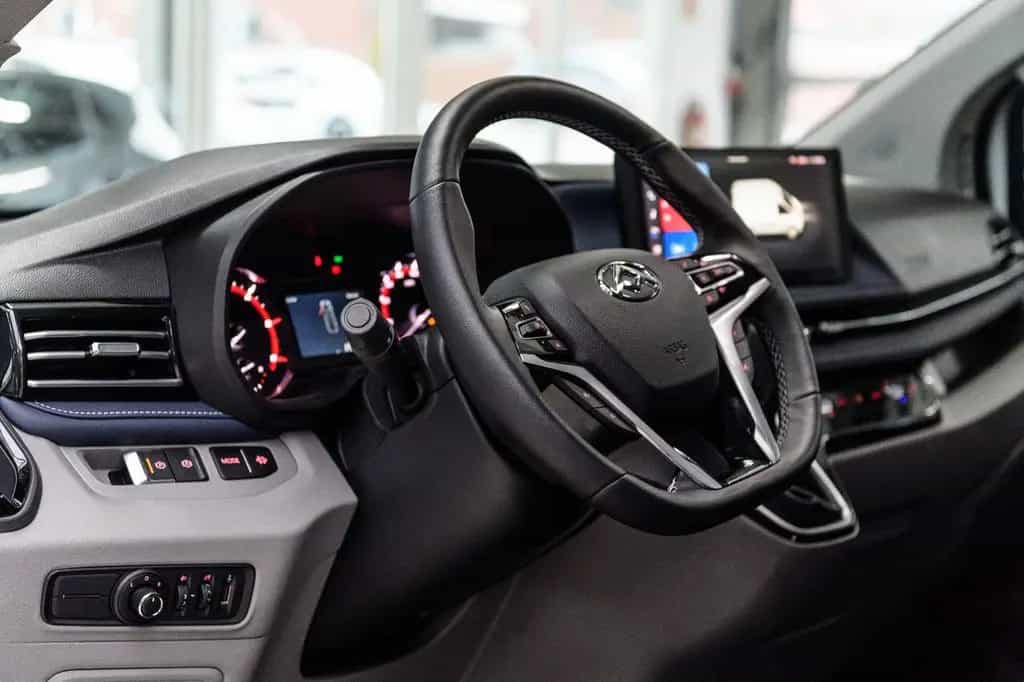 Maxus Deliver 7 Kasten L2H1  2.0 TDCi 2 x Schiebetür null-photo-18