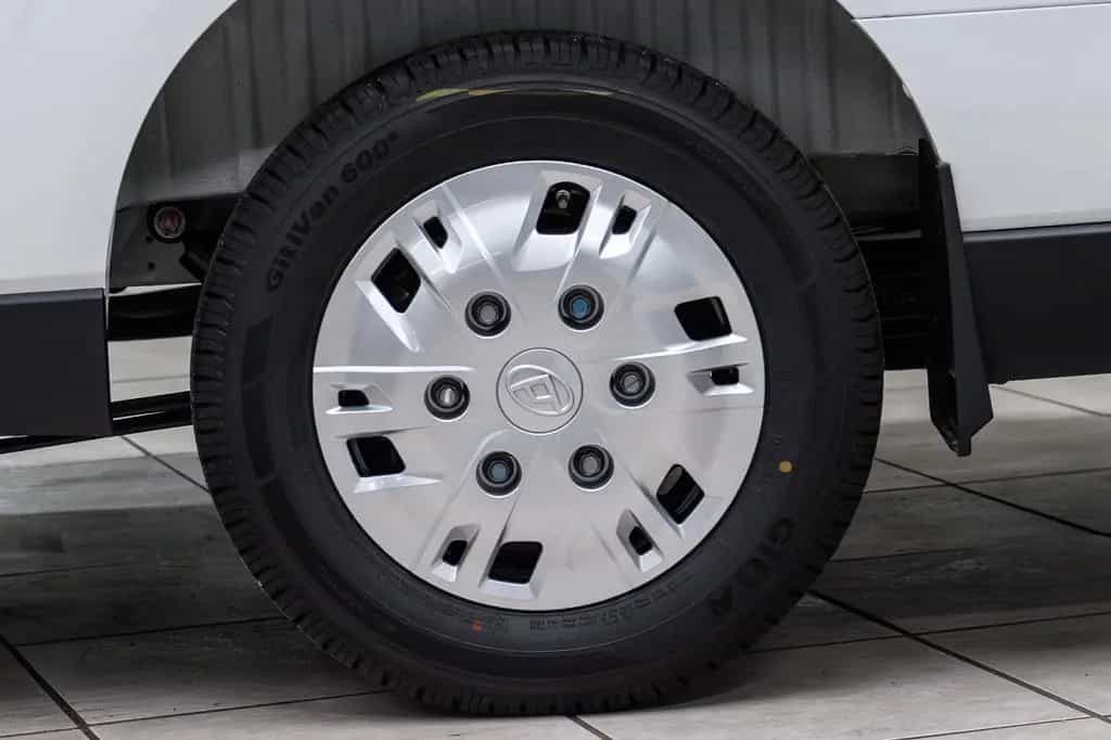 Maxus Deliver 7 Kasten L2H1  2.0 TDCi 2 x Schiebetür null-photo-3