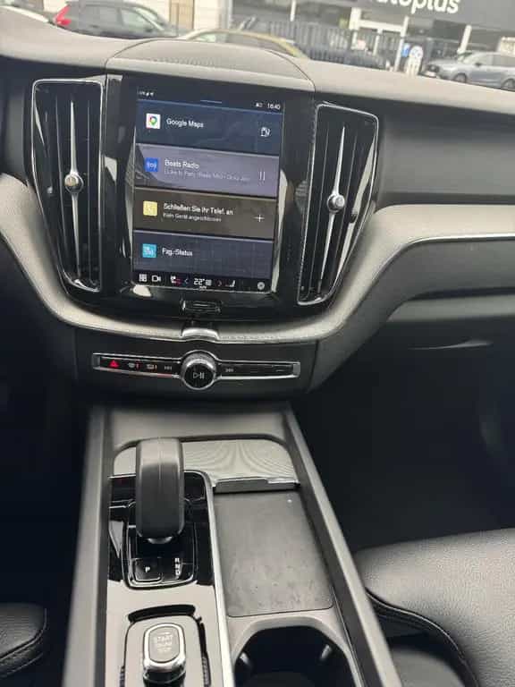 Volvo XC60 B4 B Plus Dark Pano Google LED 360° 10/2022-photo-28