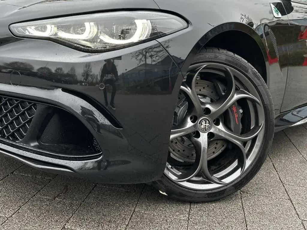 Alfa Romeo Giulia Quadrifoglio 2.9 V6 12/2024-photo-12