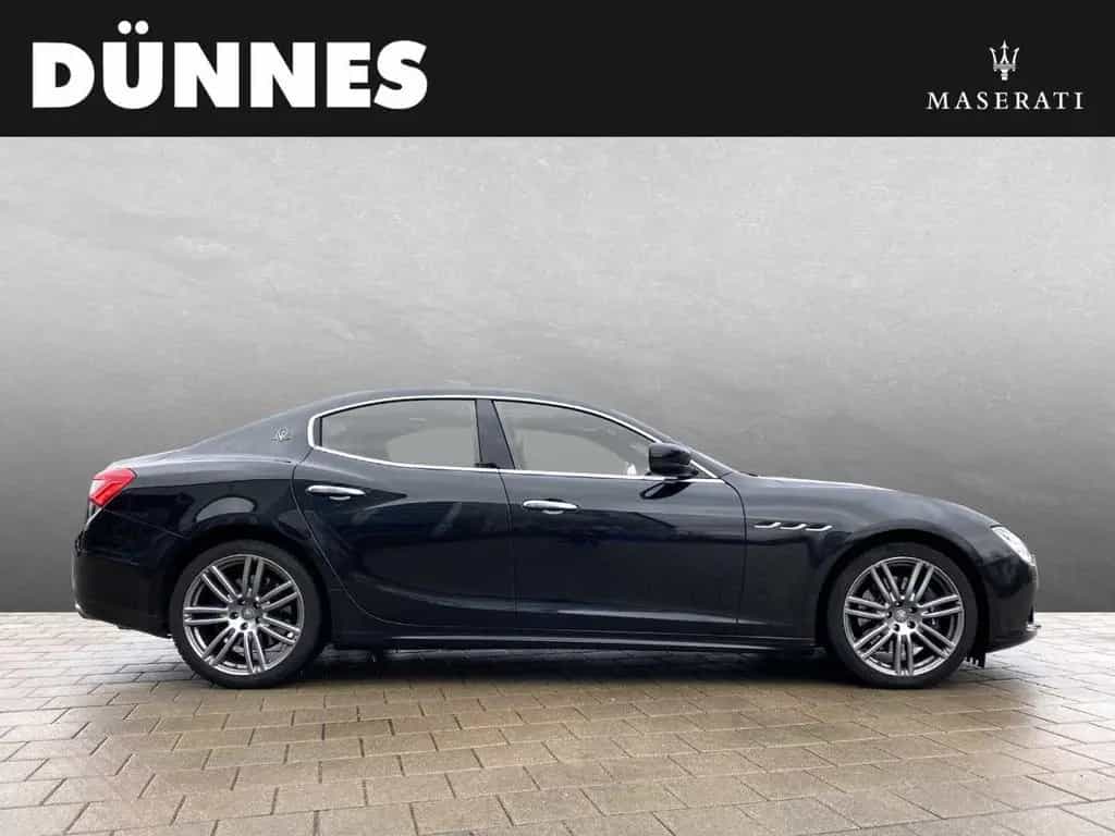 Maserati Ghibli Automatik S Q4 - Maserati Regensburg 04/2015-photo-2