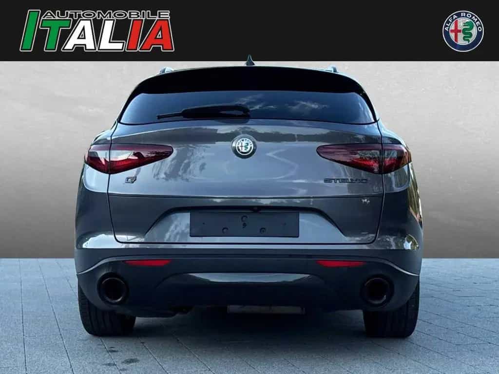 Alfa Romeo Stelvio B-Tech 2.2 AT8 Q4 06/2019-photo-3