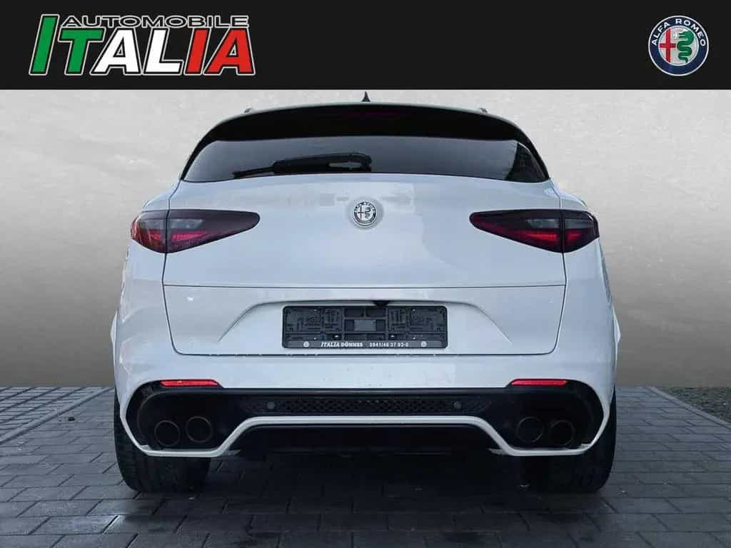 Alfa Romeo Stelvio Quadrifoglio V6 2.9 Bi-Turbo AT8-Q4 12/2020-photo-3