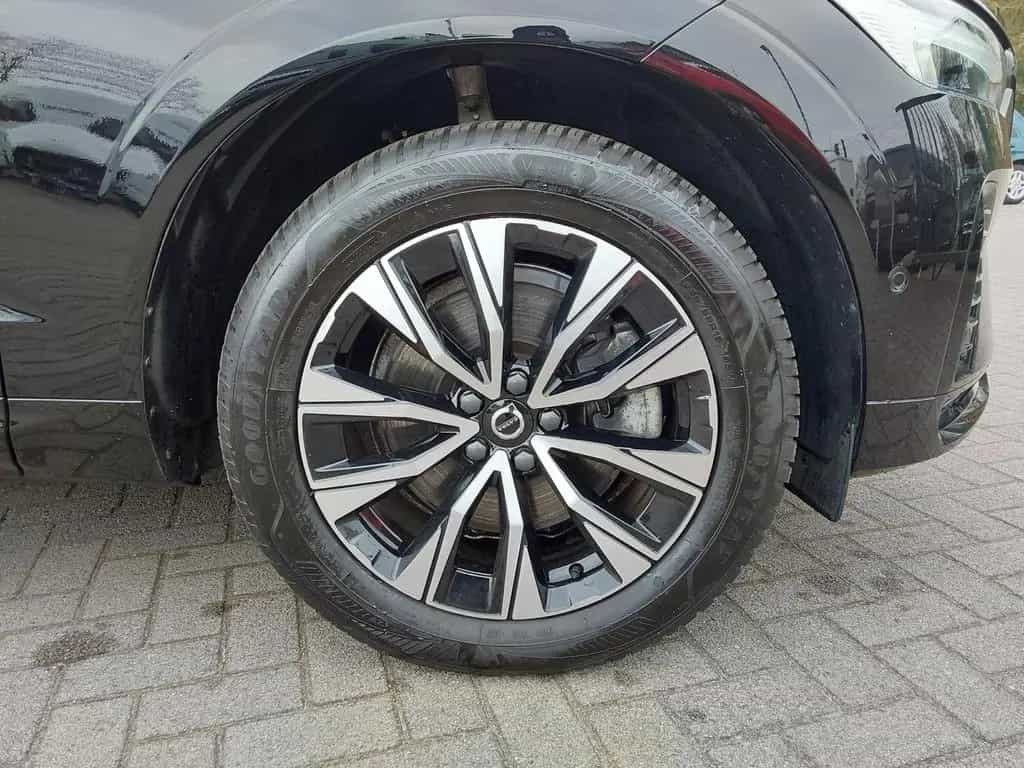Volvo XC60 B4 D 2WD Plus Dark ACC/LED/SHZ/PDC/KAM/P... 01/2023-photo-13