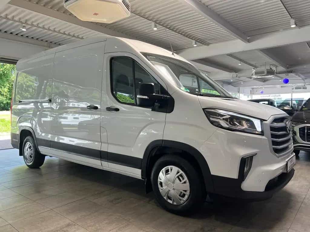 Maxus Deliver 9 Hoch+Lang*L3-H2*1.Hand* 02/2022-photo-1