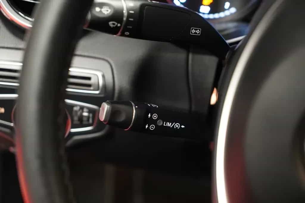 Mercedes-Benz C 180 CGI Lim. *2.Hand*Unfallfrei 05/2016-photo-21