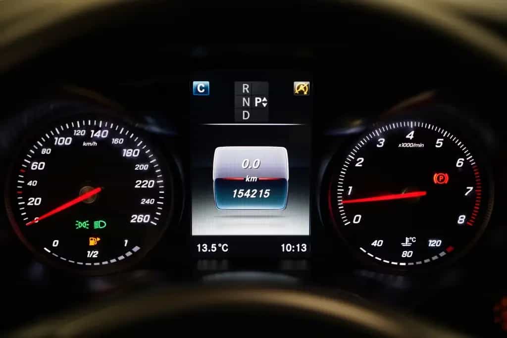 Mercedes-Benz C 180 CGI Lim. *2.Hand*Unfallfrei 05/2016-photo-22