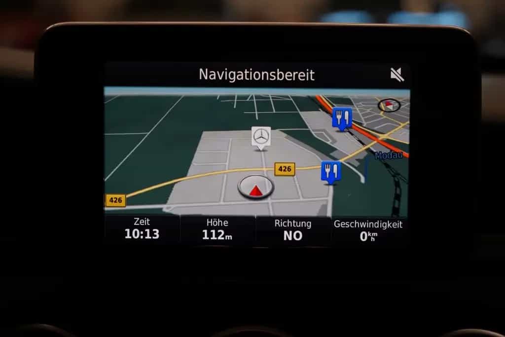 Mercedes-Benz C 180 CGI Lim. *2.Hand*Unfallfrei 05/2016-photo-23