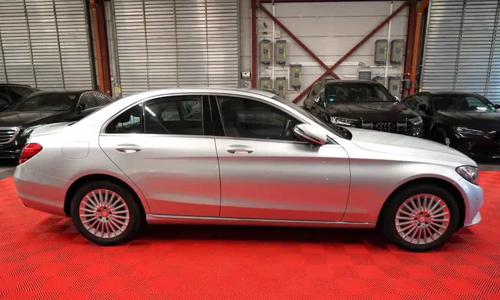 Mercedes-Benz C 180 CGI Lim. *2.Hand*Unfallfrei 05/2016-photo-3