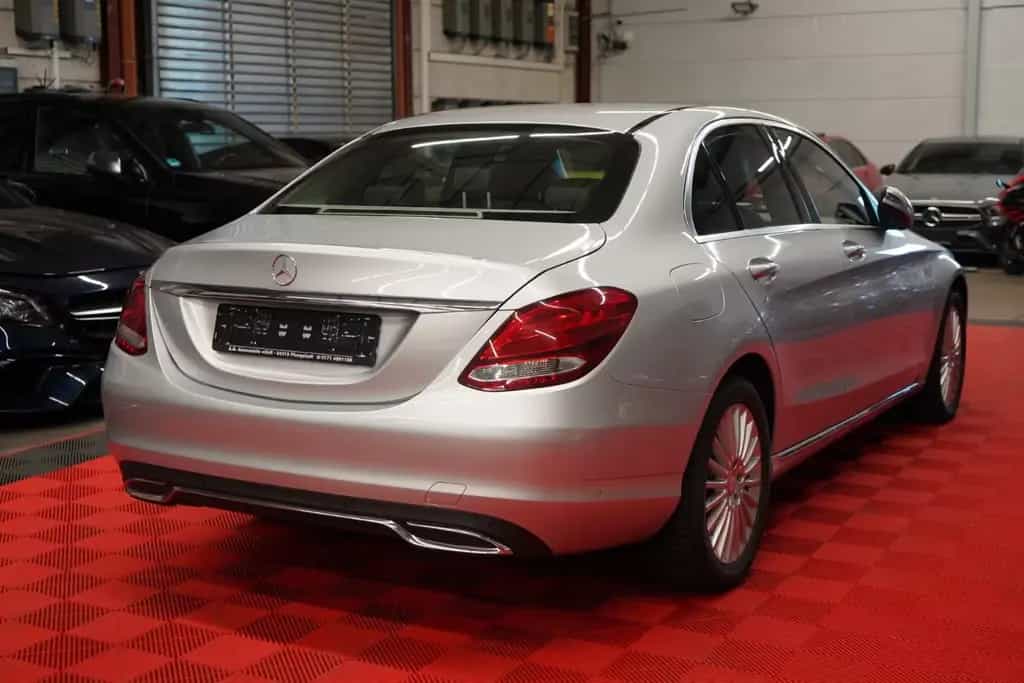 Mercedes-Benz C 180 CGI Lim. *2.Hand*Unfallfrei 05/2016-photo-6