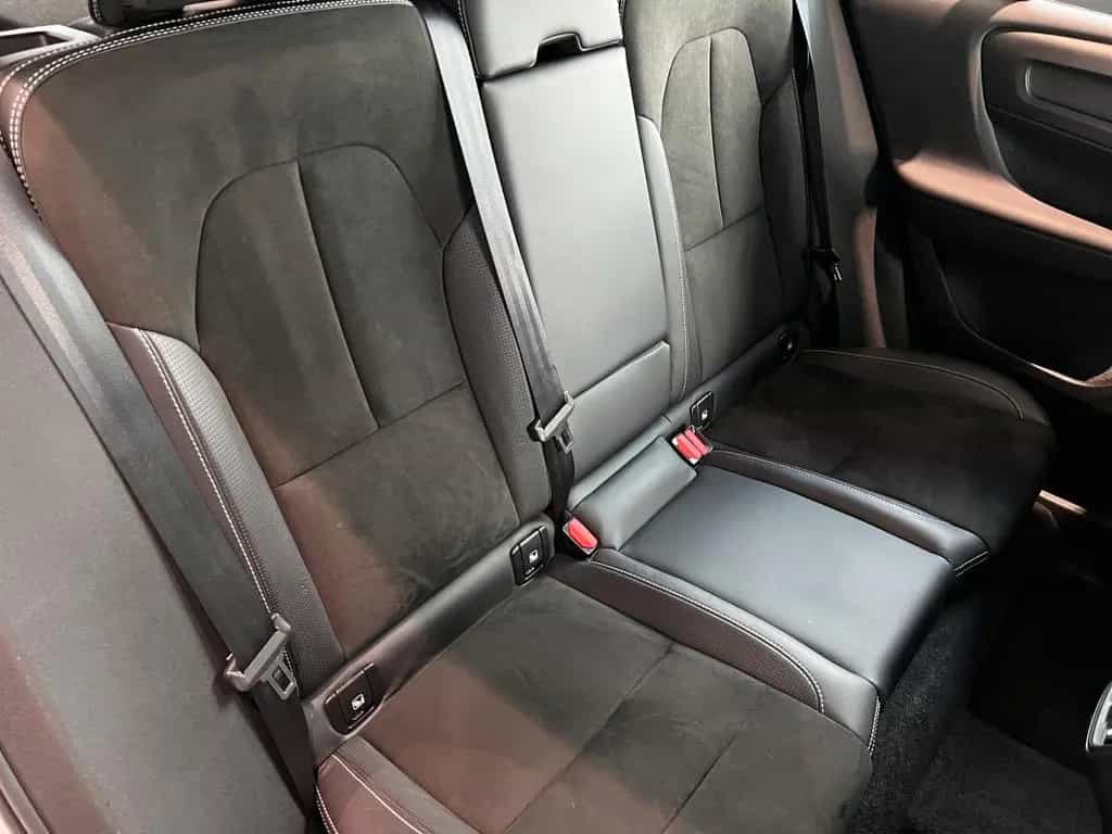 Volvo XC40 T5 AWD R Design AWD 02/2018-photo-10