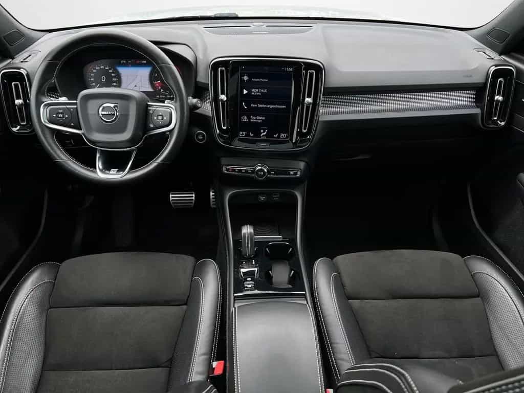 Volvo XC40 T5 AWD R Design AWD 02/2018-photo-16