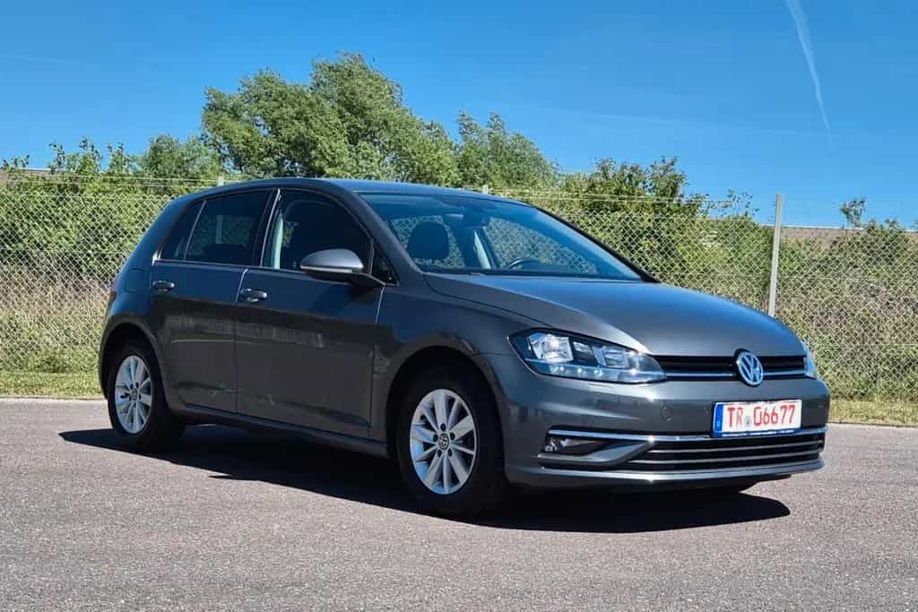 Volkswagen Golf VII Lim. Comfortline, TÜV/Inspektion neu. 07/2018-photo-5
