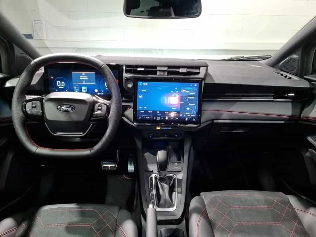 Ford Puma 1.0 EcoBoost ST-Line X*LED*KAMERA* 03/2026-photo-4
