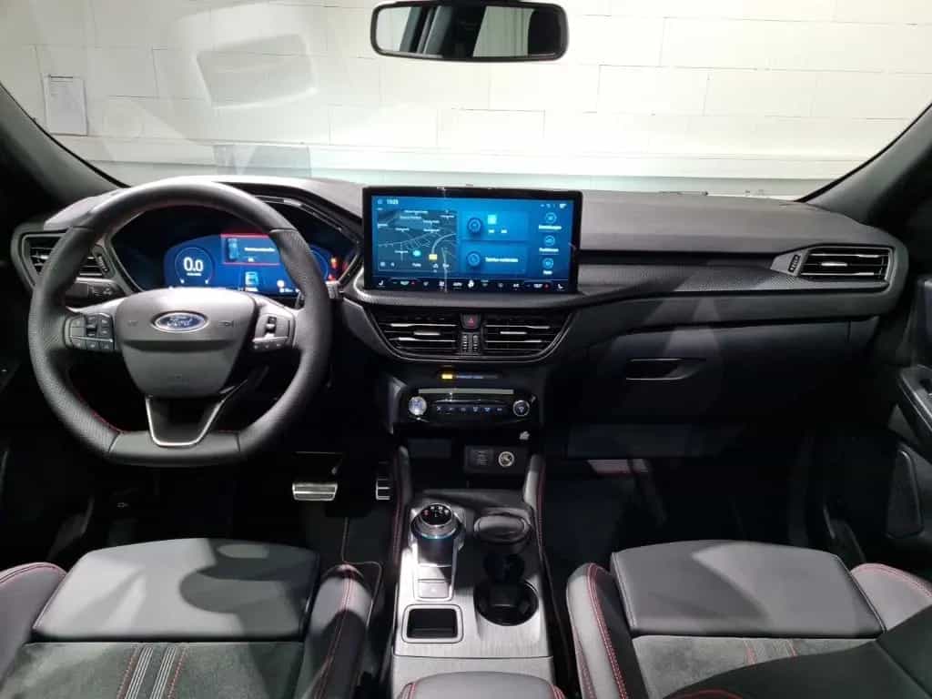 Ford Kuga 1.0 EcoB ST-Line X*AUTO*AHK*PANO-SD*-44%* 07/2025-photo-4