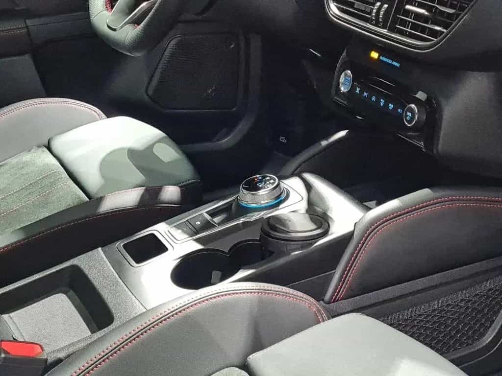 Ford Kuga 1.0 EcoB ST-Line X*AUTO*AHK*PANO-SD*-44%* 07/2025-photo-6
