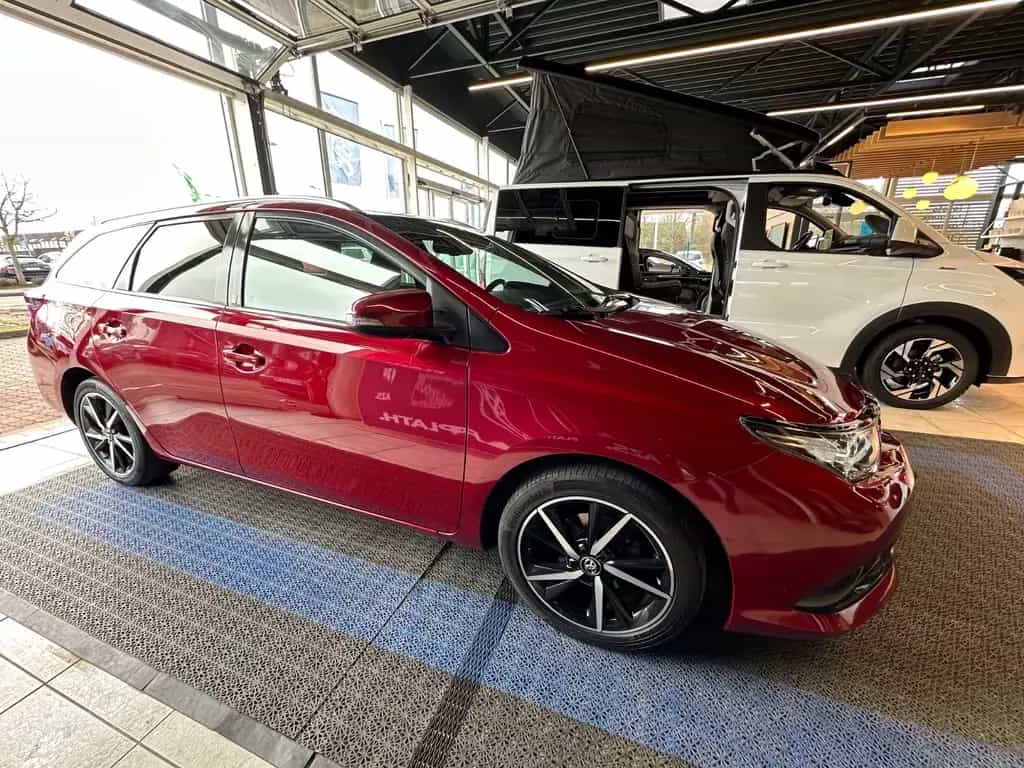 Toyota Auris Touring Sports Team D 02/2019-photo-3