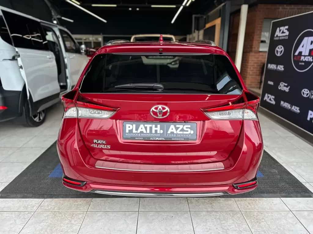 Toyota Auris Touring Sports Team D 02/2019-photo-5