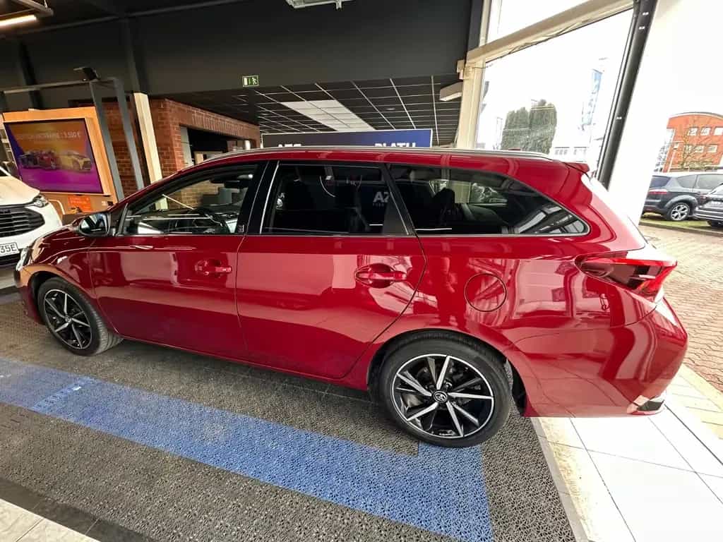 Toyota Auris Touring Sports Team D 02/2019-photo-7
