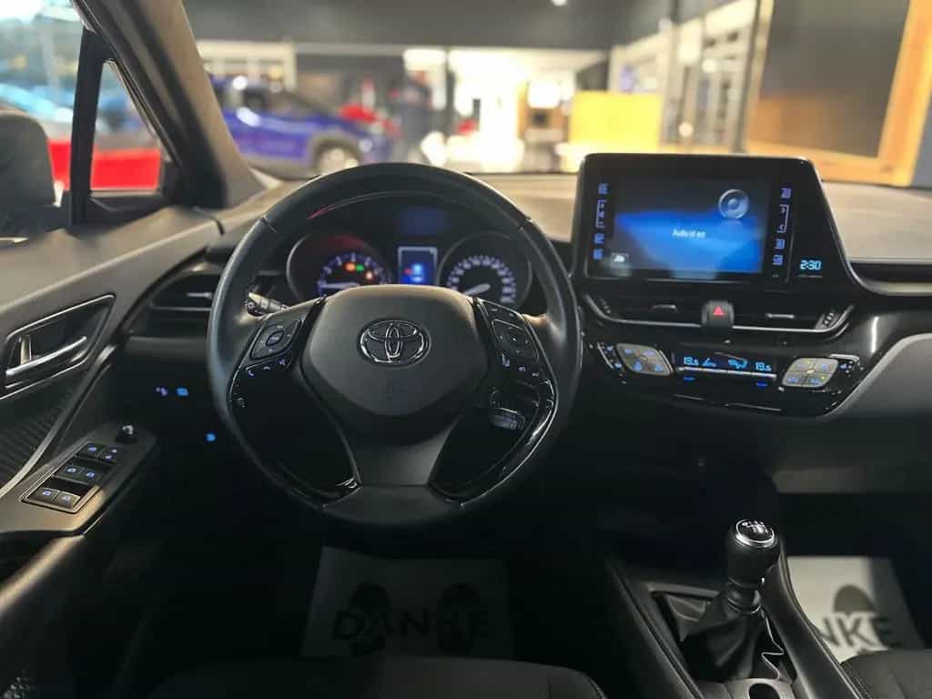 Toyota C-HR Flow 08/2018-photo-10