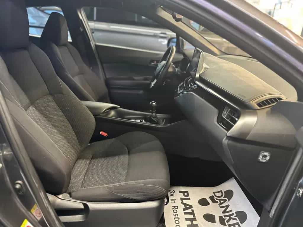 Toyota C-HR Flow 08/2018-photo-20