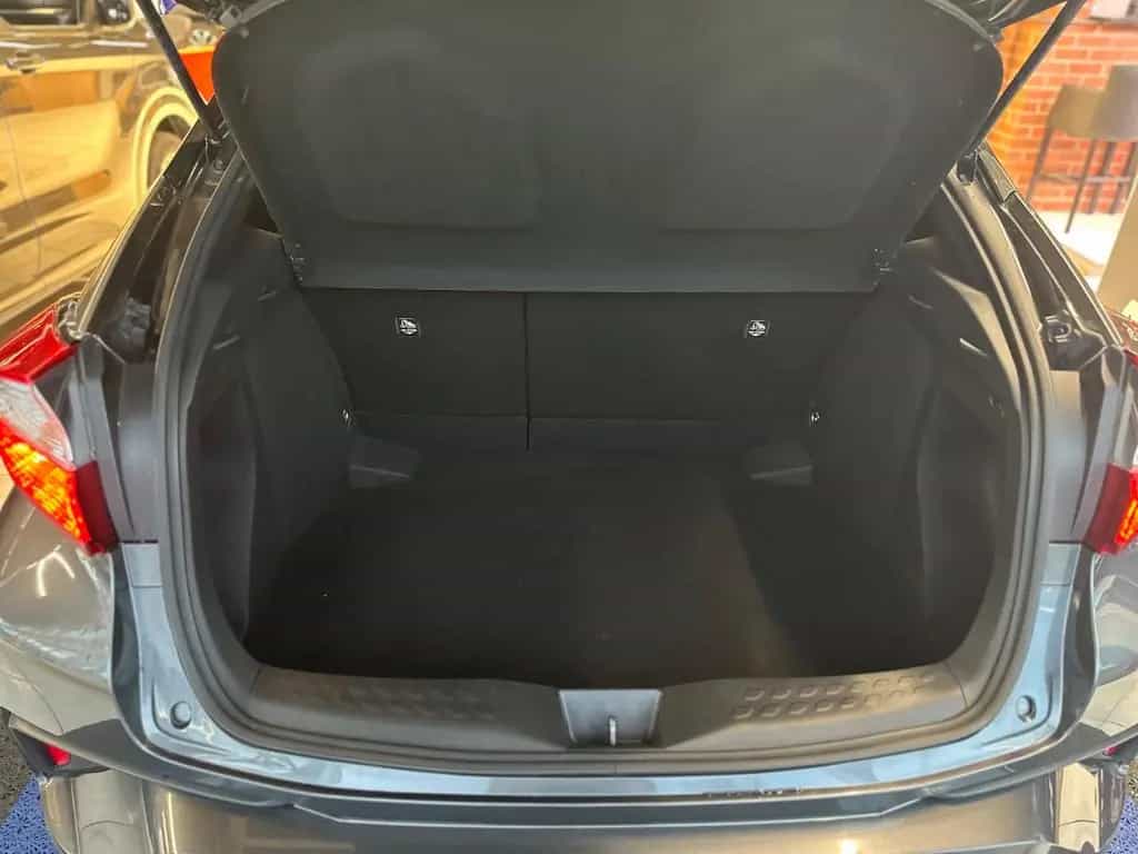 Toyota C-HR Flow 08/2018-photo-24
