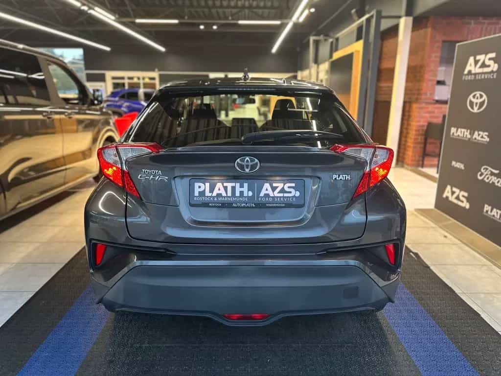 Toyota C-HR Flow 08/2018-photo-5