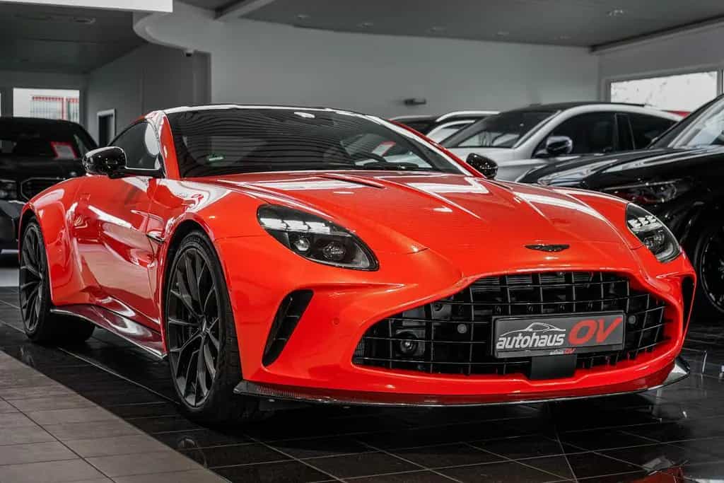 Aston Martin V8 Vantage *Carbon Paket*B&W*360*ACC*Sport Seat* 06/2025-photo-18