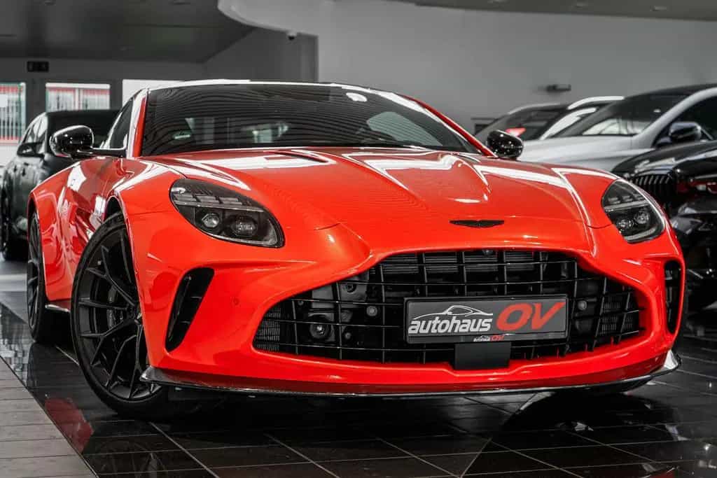 Aston Martin V8 Vantage *Carbon Paket*B&W*360*ACC*Sport Seat* 06/2025-photo-2