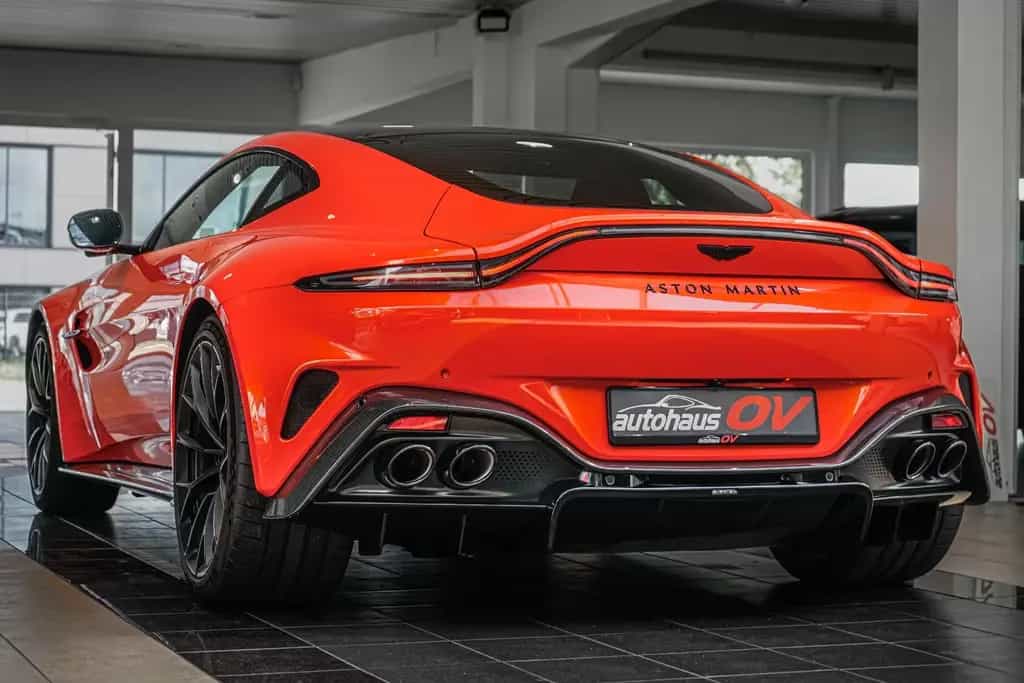 Aston Martin V8 Vantage *Carbon Paket*B&W*360*ACC*Sport Seat* 06/2025-photo-21