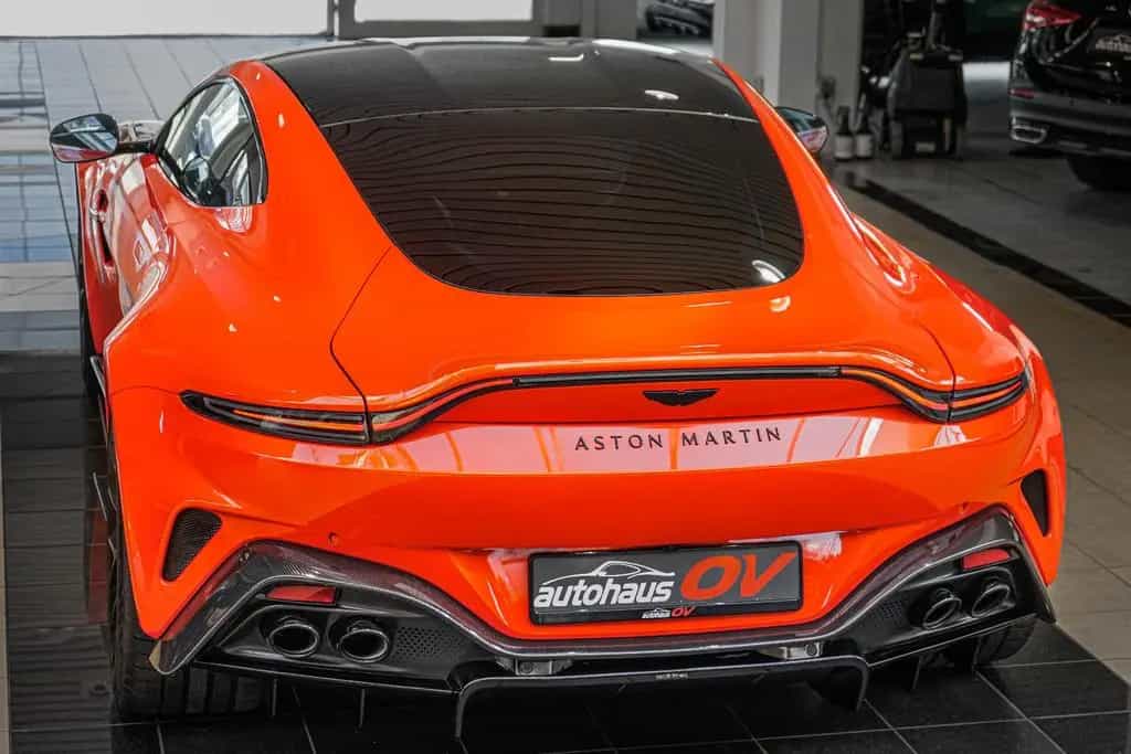 Aston Martin V8 Vantage *Carbon Paket*B&W*360*ACC*Sport Seat* 06/2025-photo-28