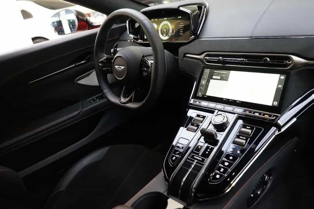 Aston Martin V8 Vantage *Carbon Paket*B&W*360*ACC*Sport Seat* 06/2025-photo-30