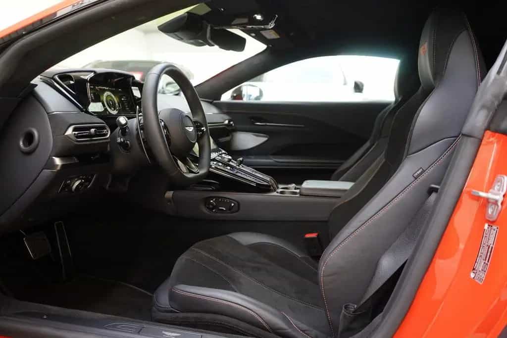 Aston Martin V8 Vantage *Carbon Paket*B&W*360*ACC*Sport Seat* 06/2025-photo-33