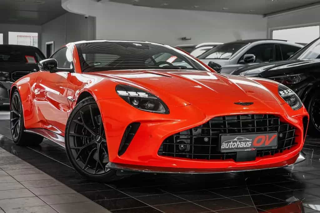 Aston Martin V8 Vantage *Carbon Paket*B&W*360*ACC*Sport Seat* 06/2025-photo-4