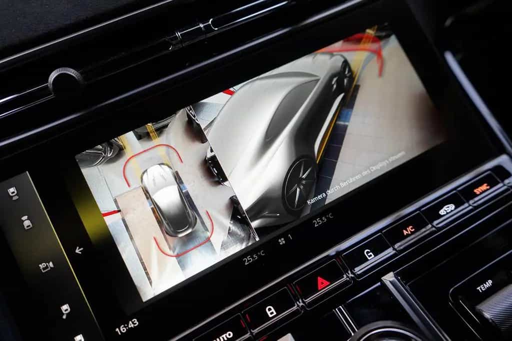 Aston Martin V8 Vantage *Carbon Paket*B&W*360*ACC*Sport Seat* 06/2025-photo-45