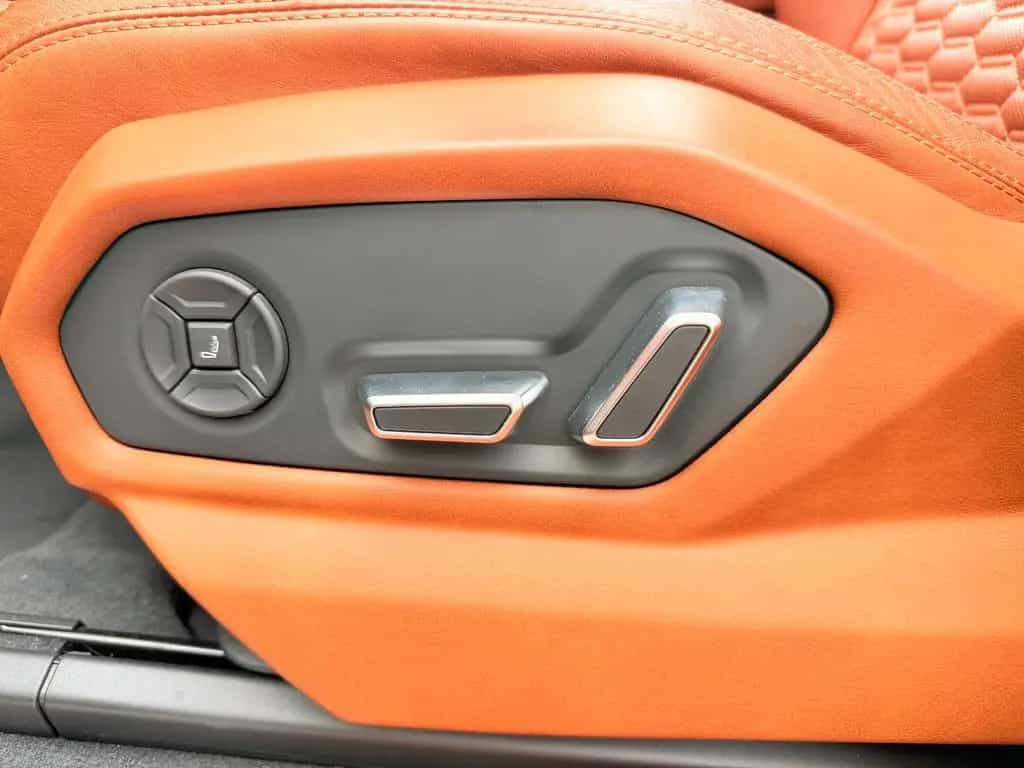 Lamborghini Urus V8 FULL/NIGHTVIS/FONDENT/B&O/MOD2020/SOFTCL 09/2019-photo-30