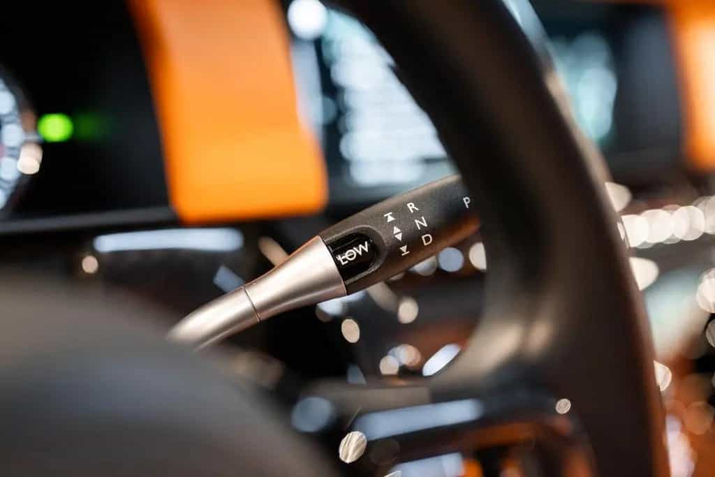 Rolls-Royce Cullinan Black Badge 04/2023-photo-39
