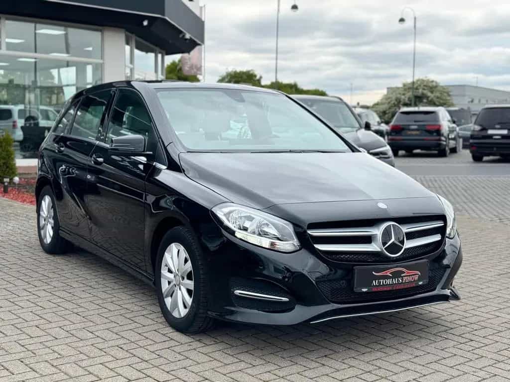 Mercedes-Benz B 180 7G-DCT"STYLE"AHK*AMBIENTE*LEDER*PDC*NAVI* 03/2016-photo-1
