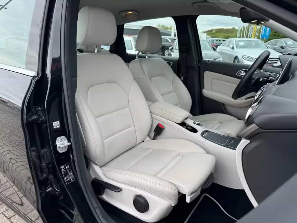 Mercedes-Benz B 180 7G-DCT"STYLE"AHK*AMBIENTE*LEDER*PDC*NAVI* 03/2016-photo-15