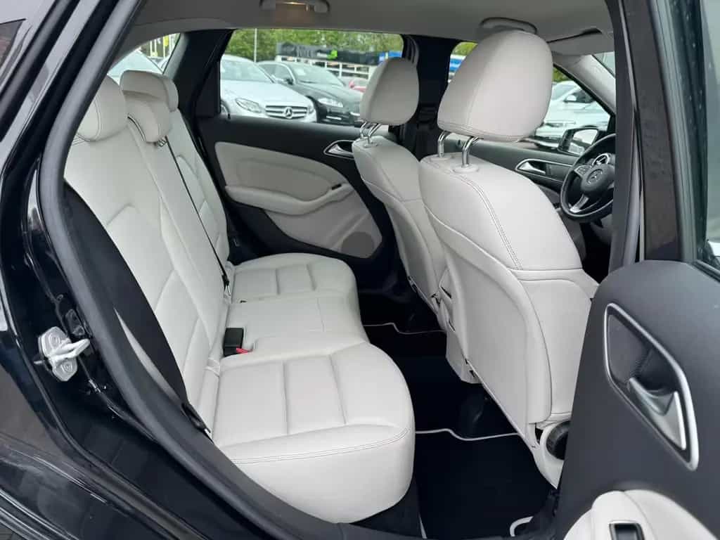 Mercedes-Benz B 180 7G-DCT"STYLE"AHK*AMBIENTE*LEDER*PDC*NAVI* 03/2016-photo-16