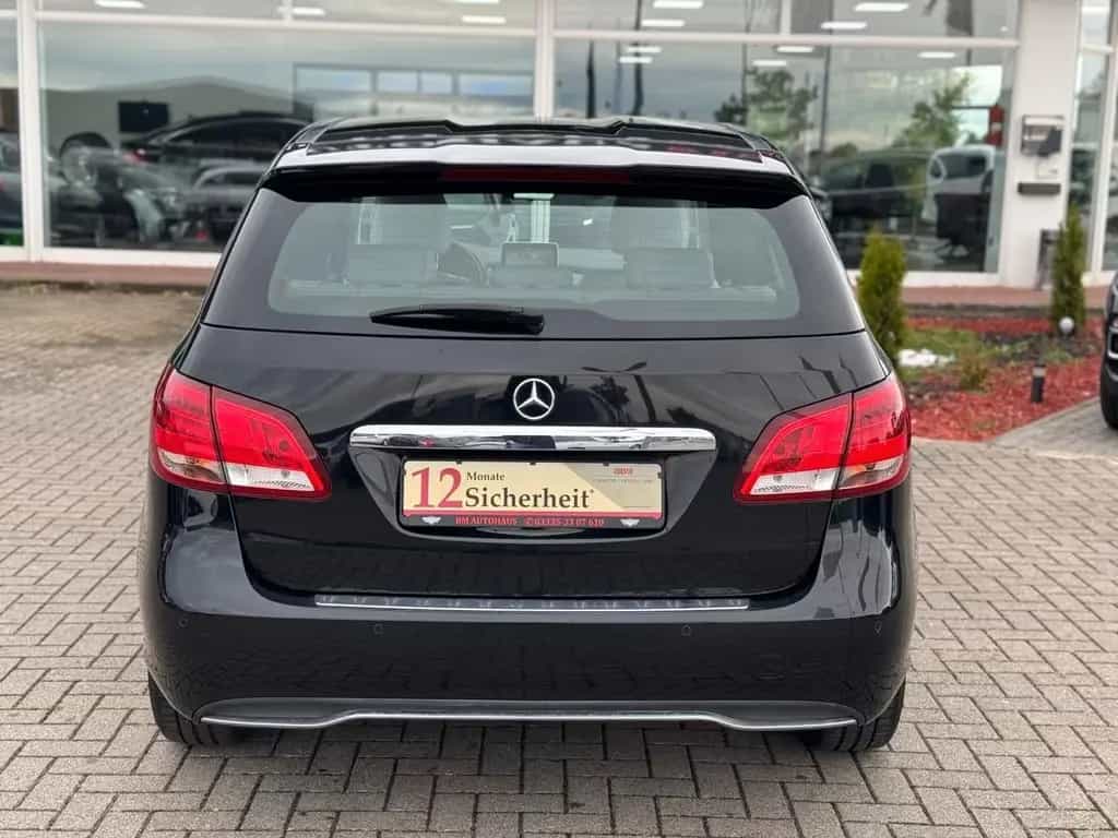 Mercedes-Benz B 180 7G-DCT"STYLE"AHK*AMBIENTE*LEDER*PDC*NAVI* 03/2016-photo-7
